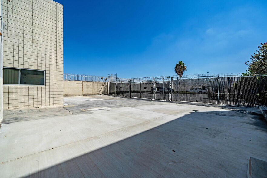 More Photos Of 4569 Firestone Blvd, South Gate Refrigeration Cold Storage For Sale