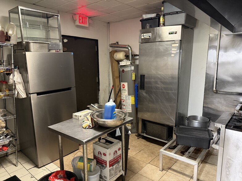 More Photos Of 756-777 S 5th Ave, Mount Vernon Storefront For Lease