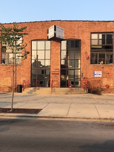 More Photos Of 1410-1440 N Kingsbury St, Chicago Manufacturing For Lease