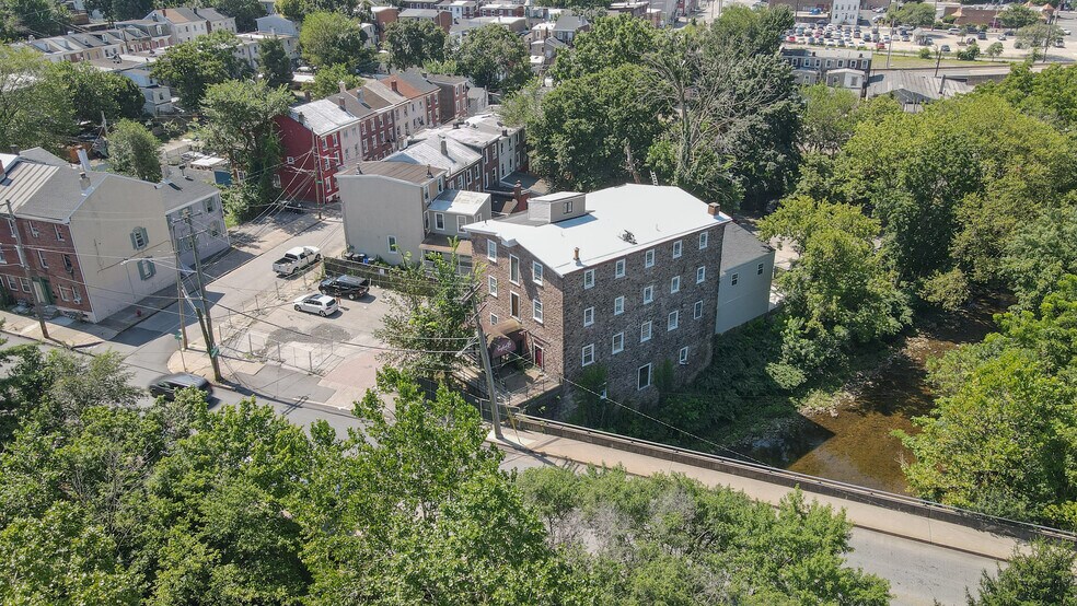 More Photos Of 200-204 W Marshall St, Norristown Restaurant For Lease