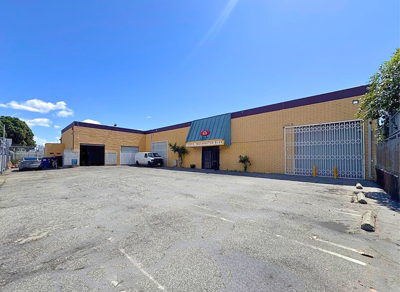 Primary Photo Of 1324-1330 E Washington Blvd, Los Angeles Service For Lease