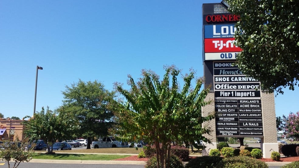 More Photos Of 200-500 Cornerstone Blvd, Hot Springs Unknown For Lease