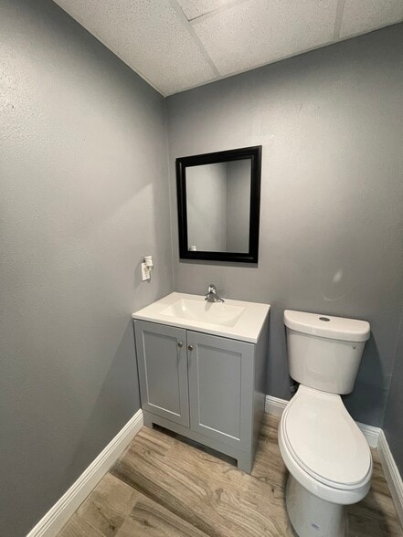 More Photos Of 200 Frandorson Cir, Apollo Beach Office For Lease