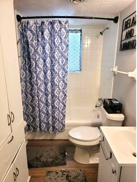 More Photos Of 917 Oakview Ave, Columbus Apartments For Sale