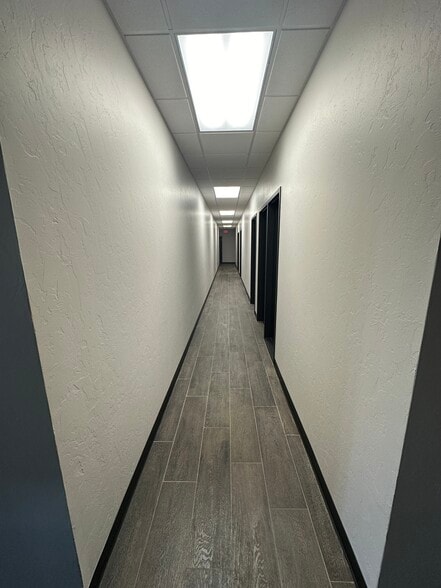 More Photos Of 7100 N Classen Blvd, Oklahoma City Office For Lease