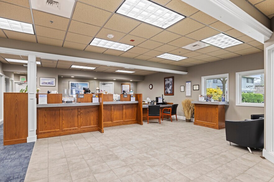 More Photos Of 105 1st St, Langley Storefront Retail Residential For Sale