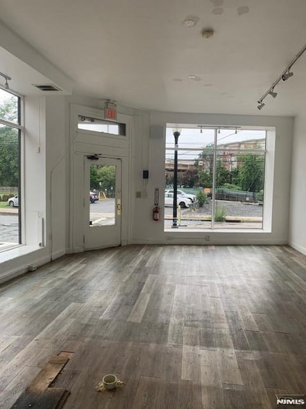 More Photos Of 41 Glenridge Ave, Montclair Storefront Retail Office For Sale