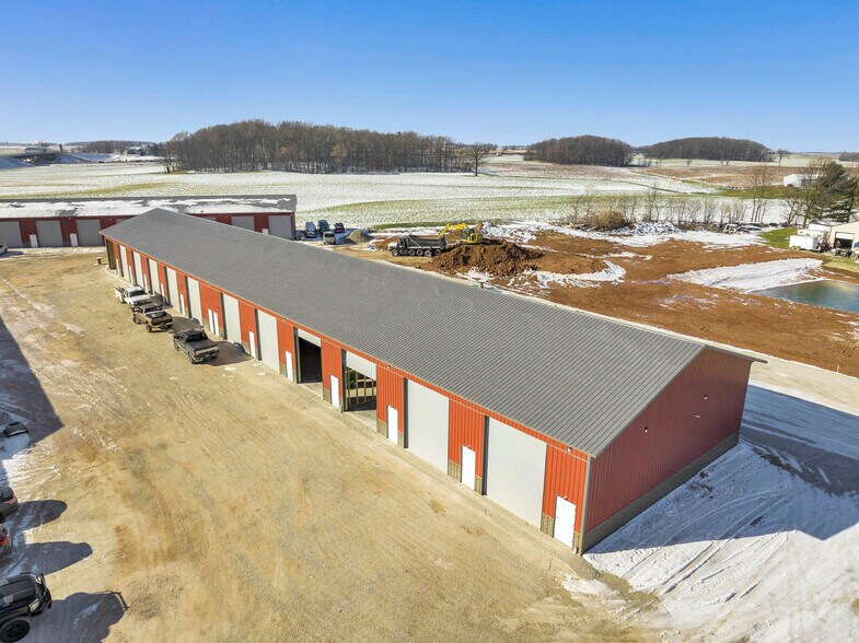 More Photos Of 5254 County Road R, Denmark Service For Lease