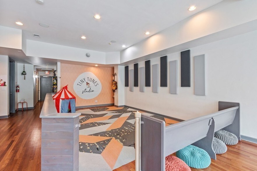 More Photos Of 67-79 E 16th St, Chicago Apartments For Sale