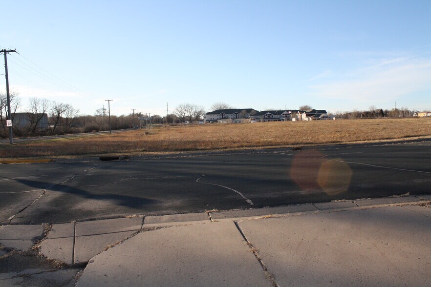 More Photos Of 610 & 620 Railroad Drive, Norwood Young America Land For Sale