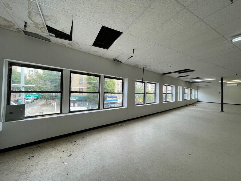 More Photos Of 40-2038 W Burnside Ave, Bronx Storefront Retail Office For Lease