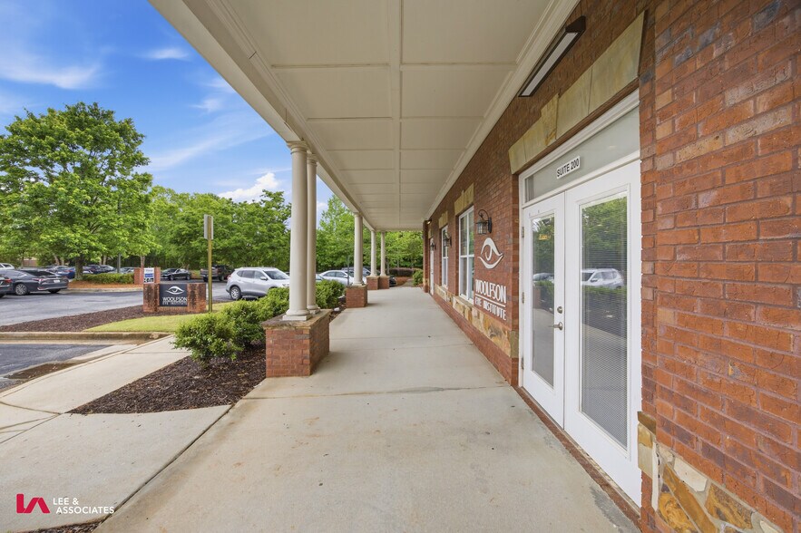 More Photos Of 1567 Janmar Rd, Snellville Medical For Lease