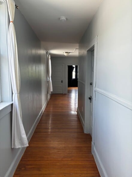More Photos Of 4806 Rhode Island Ave, Hyattsville Storefront Retail Office For Lease
