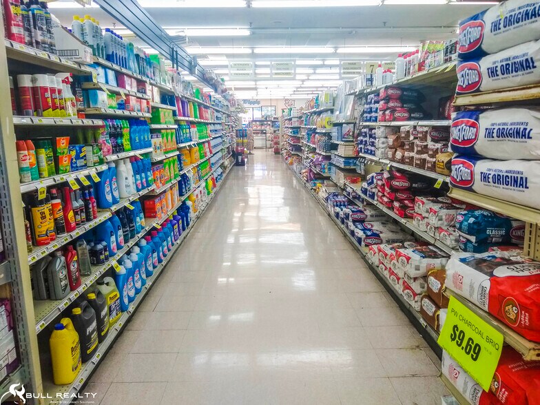 More Photos Of 15 W Ashland St, Andrews Supermarket For Sale