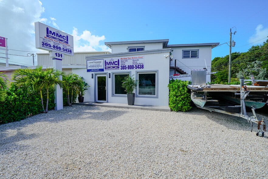 More Photos Of 131-135 Ellis Dr, Tavernier Storefront Retail Residential For Sale