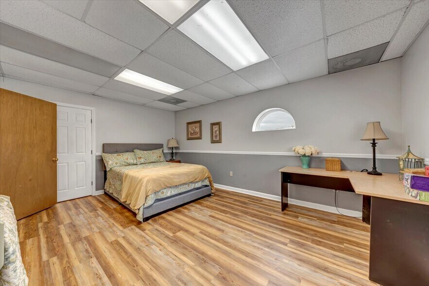 More Photos Of 106 W Laurel St, Scottsboro Office Residential For Sale