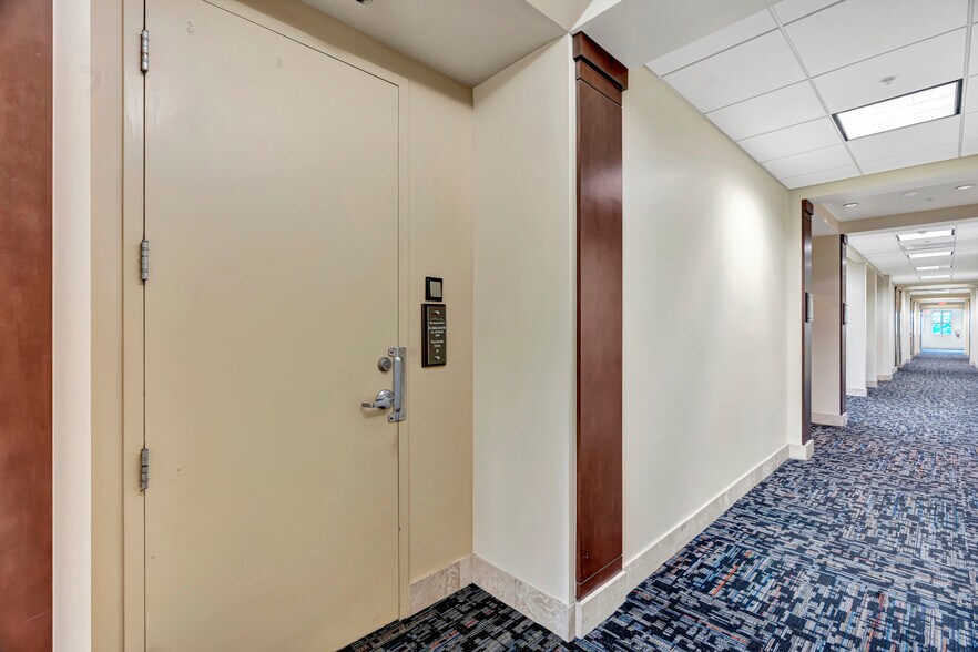 More Photos Of 3650 NW 82nd Ave, Doral Medical For Lease