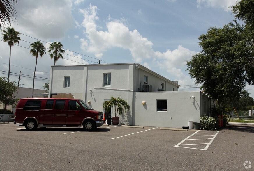 More Photos Of 1663 1st Ave S, Saint Petersburg Office Residential For Lease