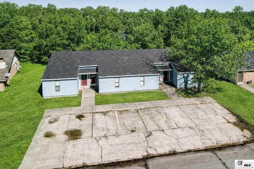 Primary Photo Of 303 Woodale Dr, Monroe Apartments For Sale
