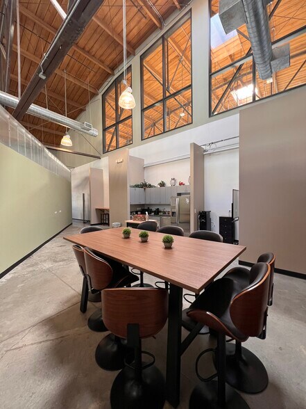 More Photos Of 475 N Lincoln St, Denver Loft Creative Space For Lease