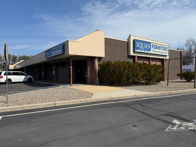 More Photos Of 734 Route 37 W, Toms River Freestanding For Lease