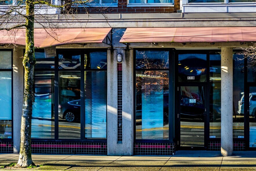 More Photos Of 2705-2729 Arbutus St, Vancouver General Retail For Sale