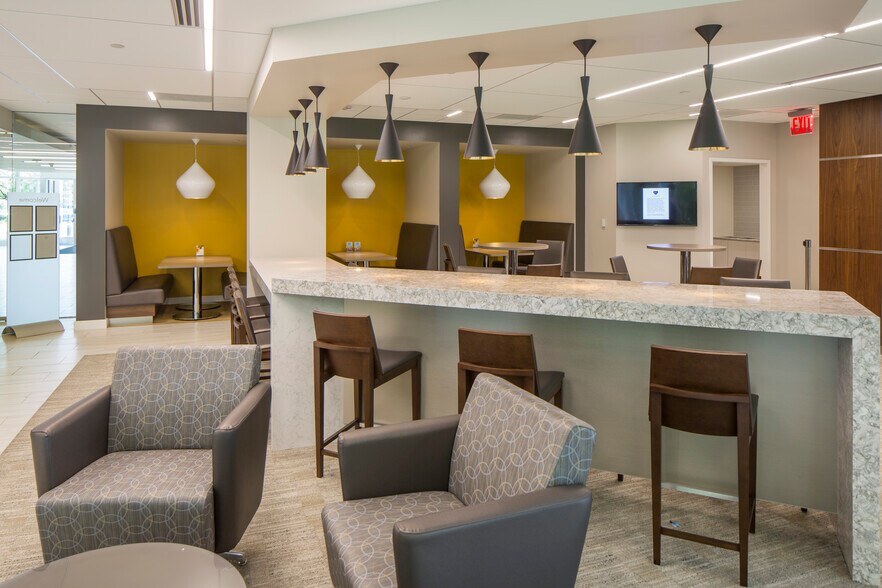 More Photos Of 301 Lippincott Dr, Marlton Office For Lease