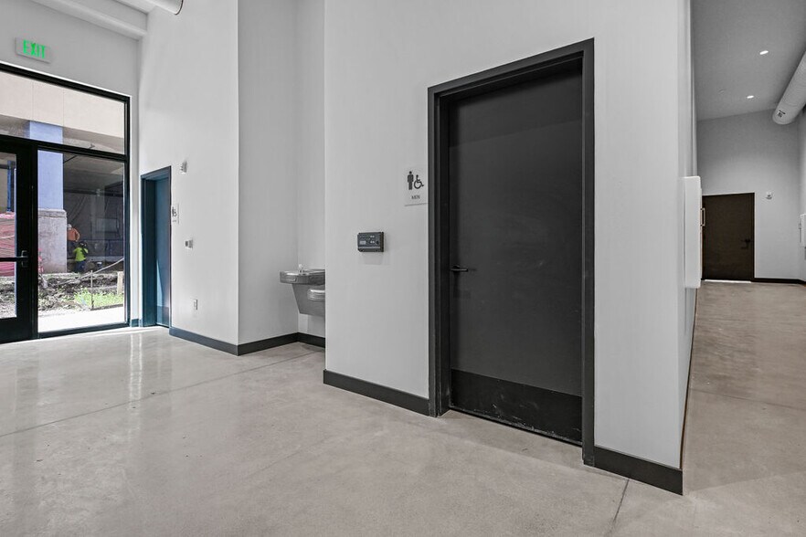 More Photos Of 115 E Washington St, Appleton Apartments For Lease