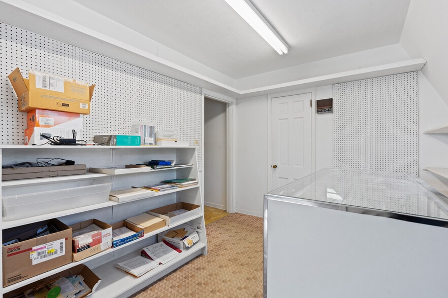 More Photos Of 3341 Dayton-xenia Rd, Dayton Storefront Retail Office For Sale