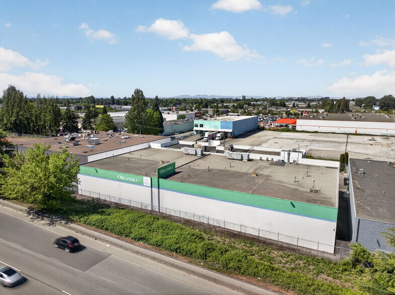 More Photos Of 2580 Viscount Way, Richmond Warehouse For Lease
