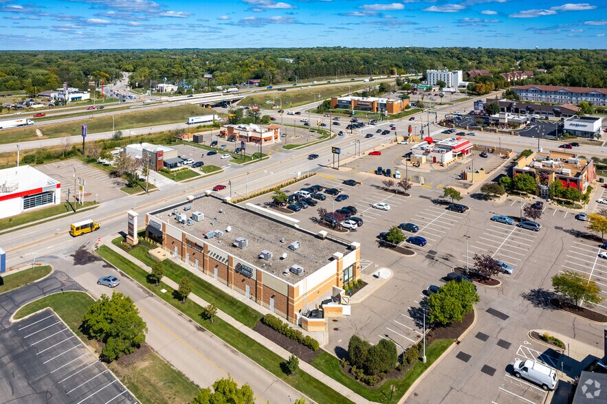 More Photos Of 3095 White Bear Ave N, Maplewood Freestanding For Lease