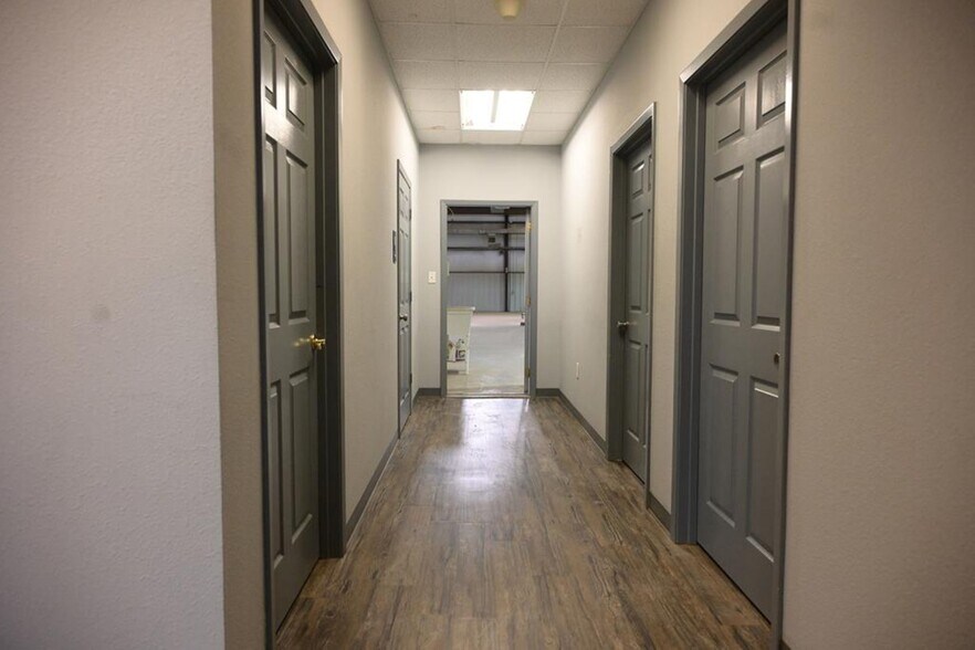 More Photos Of 3611 E State Highway 158, Midland Unknown For Lease