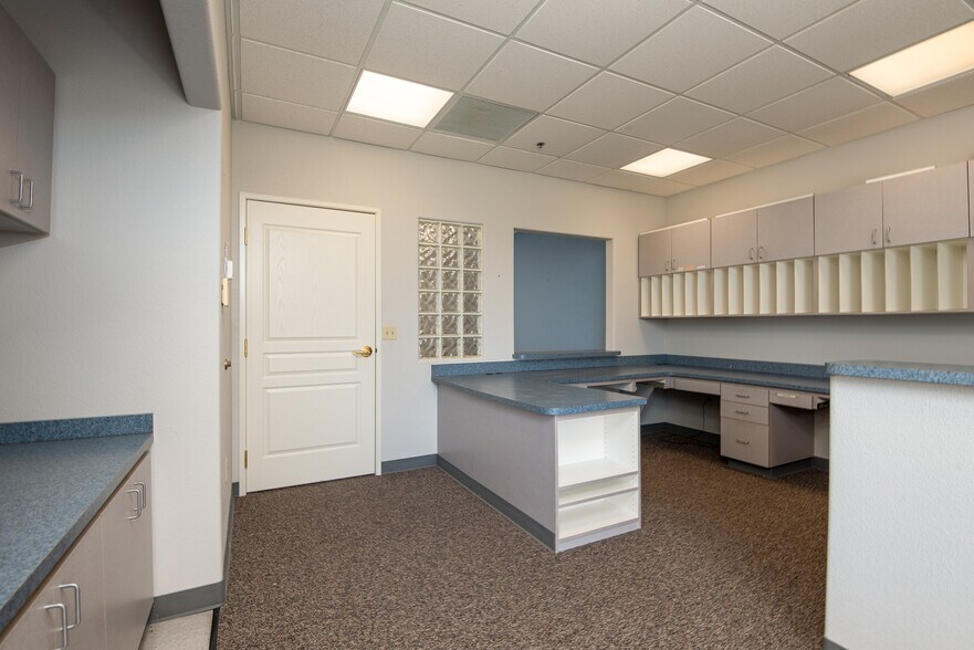 More Photos Of 5 Pine Cone Rd, Dayton Office For Sale