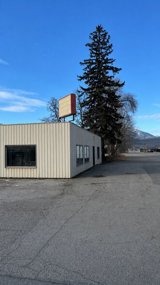 More Photos Of 411 W 2nd Ave, Colville Specialty For Sale