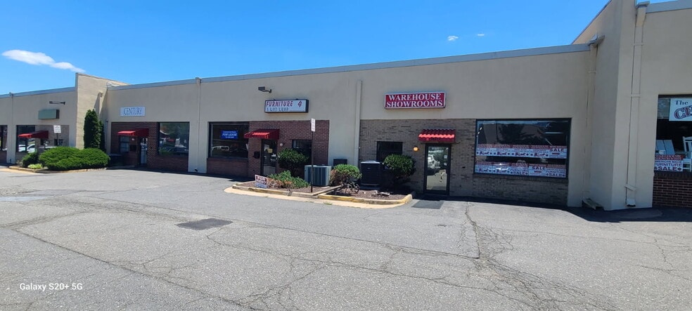 More Photos Of 5641 General Washington Dr, Alexandria Light Manufacturing For Lease
