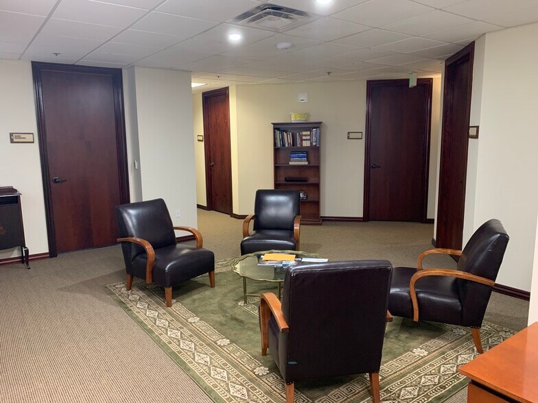 More Photos Of 1924 S Osprey Ave, Sarasota Coworking Space