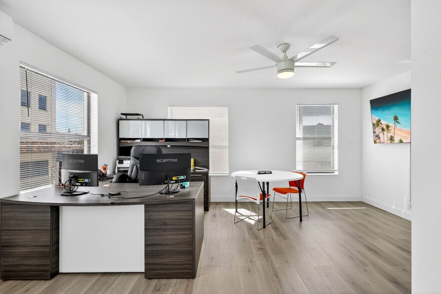 More Photos Of 129 N 5th St, Fort Pierce Storefront Retail Residential For Sale