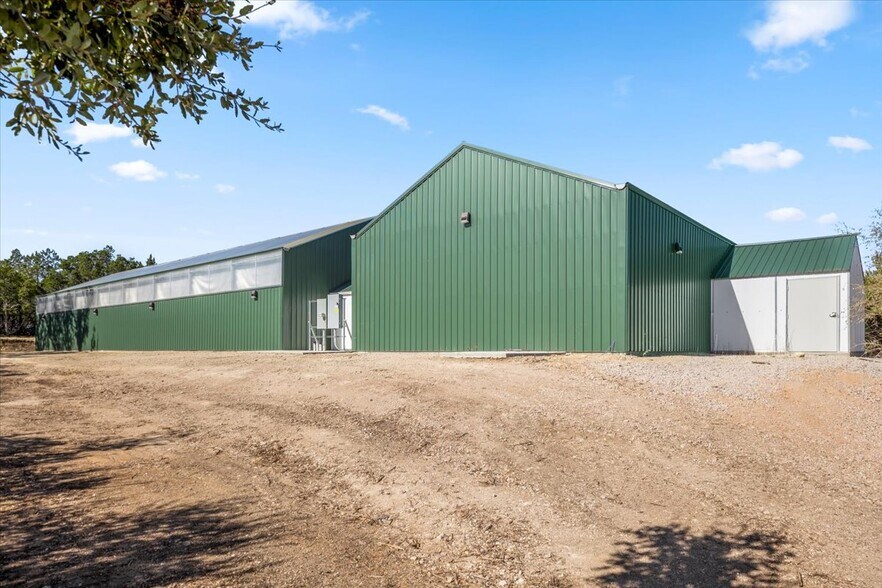 Primary Photo Of 272 Rocky Road, Johnson City Winery Vineyard For Lease