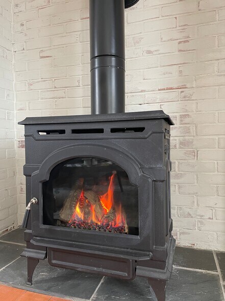 More Photos Of , Geneva Unknown For Sale