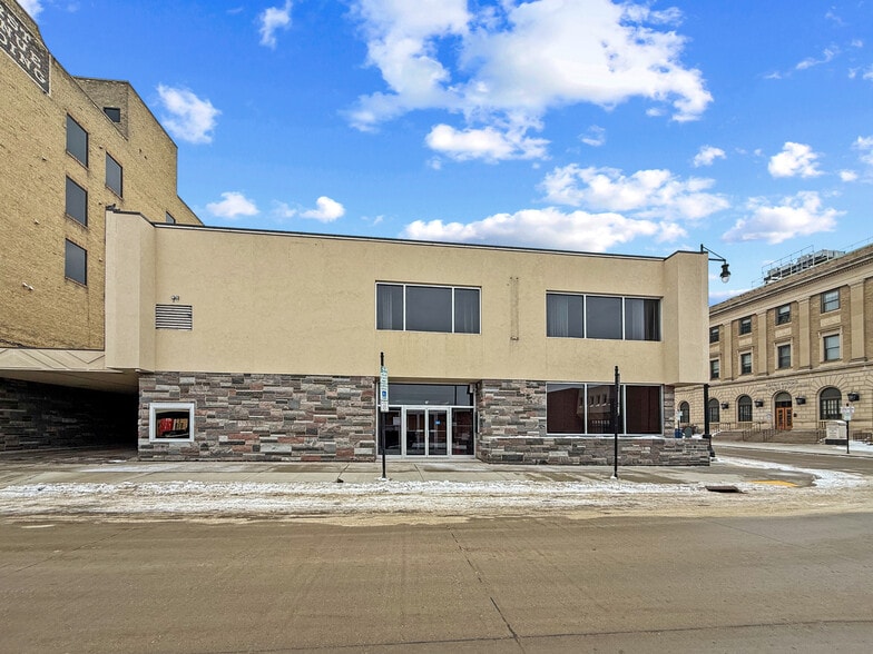 Primary Photo Of 17 1st Ave SW, Minot Bank For Sale