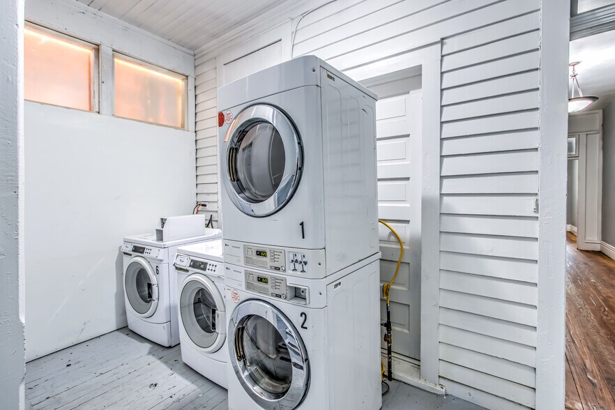 More Photos Of 1515 Stovall St, Augusta Apartments For Sale