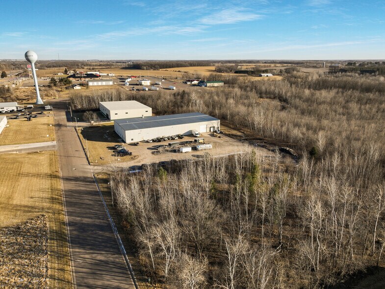 More Photos Of 653 Tower Dr, Cadott Manufacturing For Sale