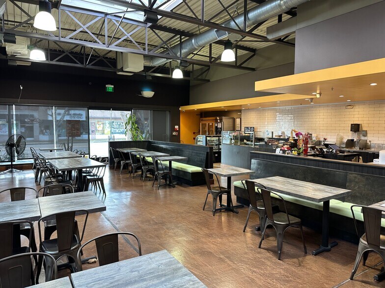 More Photos Of 9225 Las Tunas Dr, Temple City Storefront For Sale
