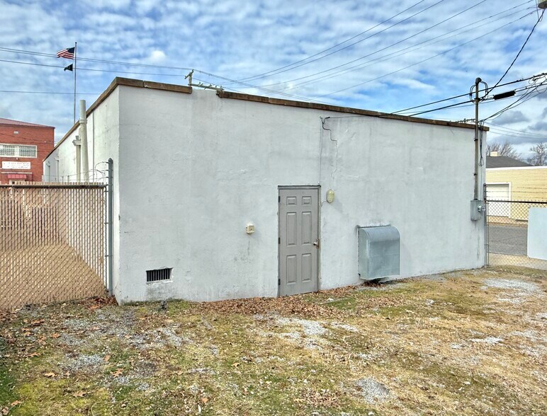 More Photos Of 427 Buck St, Millville Auto Repair For Sale