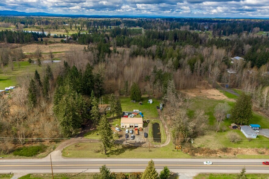More Photos Of 32416 Mountain Hwy E, Eatonville General Retail For Sale