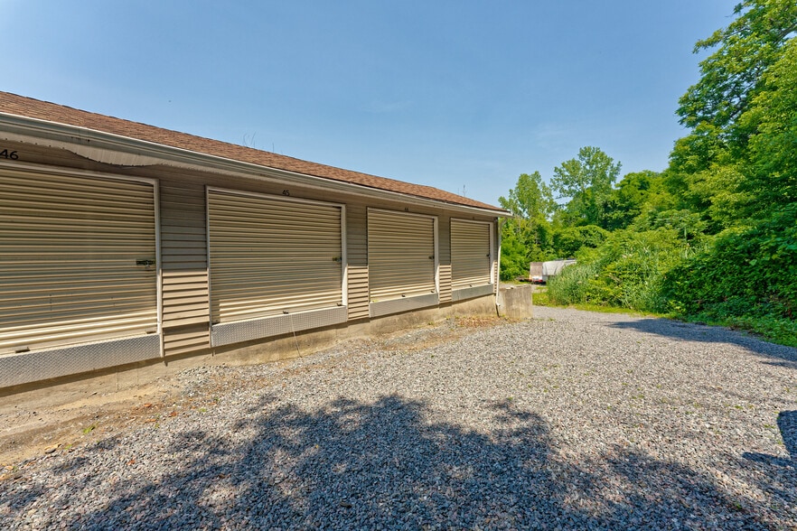 More Photos Of 16 Depot St, Hudson Falls Self Storage For Sale