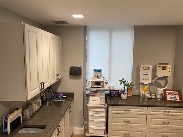 More Photos Of 435 E 90th St, New York Medical For Lease