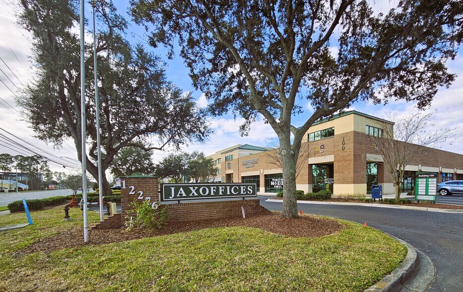 More Photos Of 12276 San Jose Blvd, Jacksonville Office For Lease