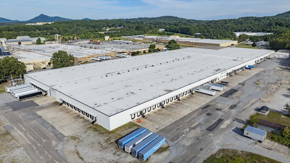 Primary Photo Of 840 SW Complex St, Lenoir Warehouse For Sale