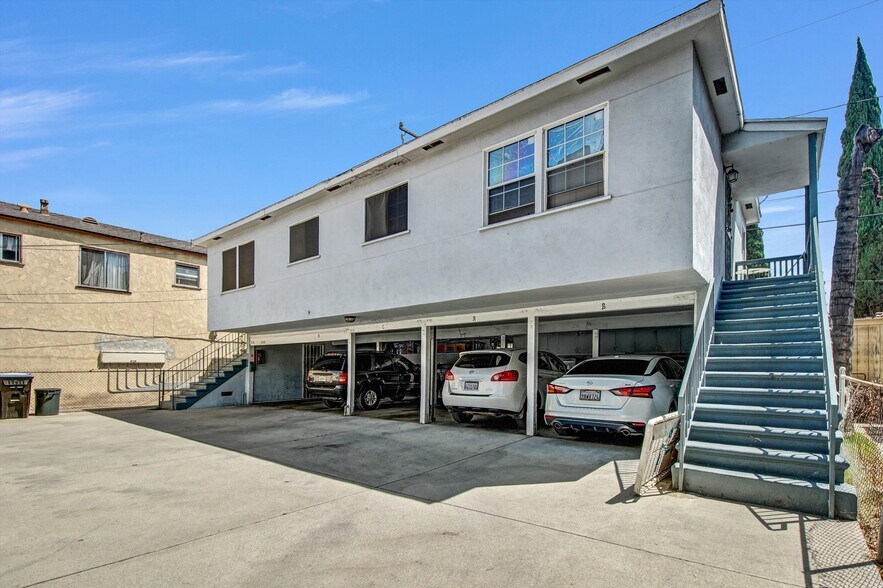 More Photos Of 6142 Vinevale Ave, Maywood Apartments For Sale